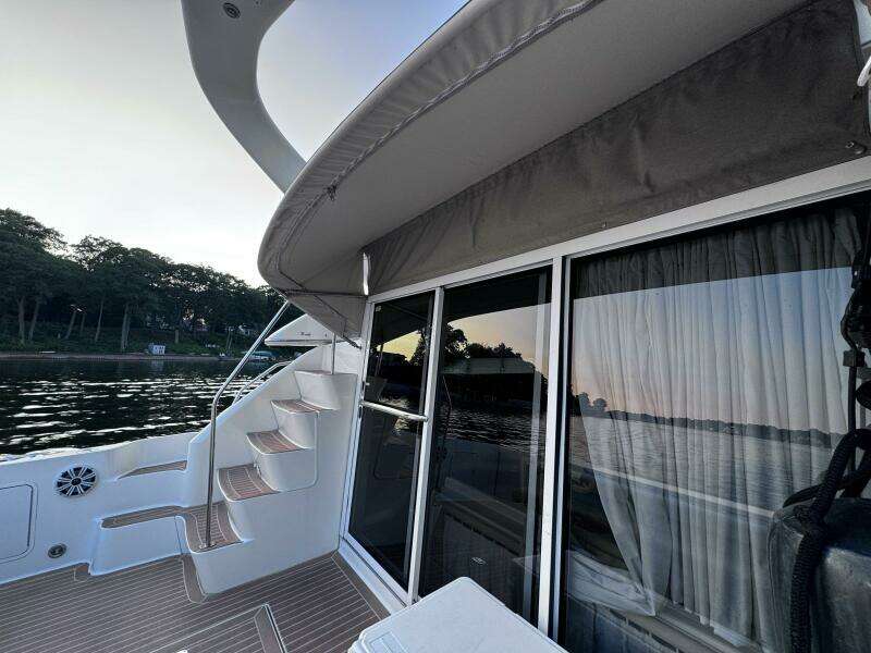 2000 Sea Ray 450 Express Bridge