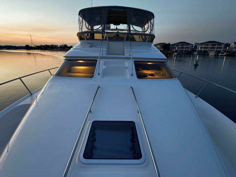 2000 Sea Ray 450 Express Bridge