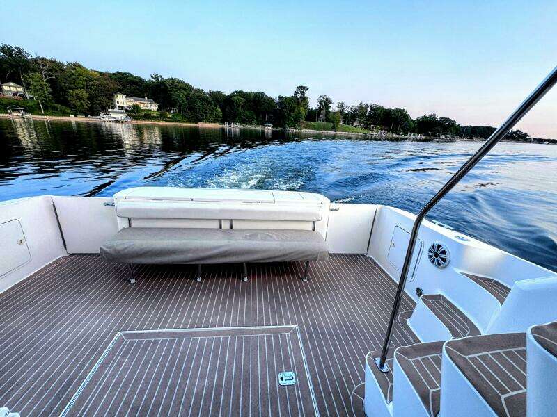 2000 Sea Ray 450 Express Bridge