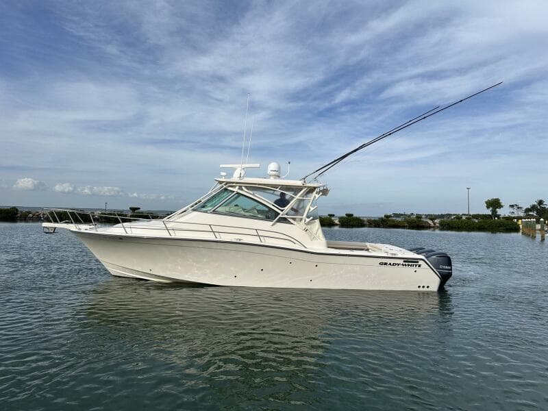 2015 Grady-White Express 370