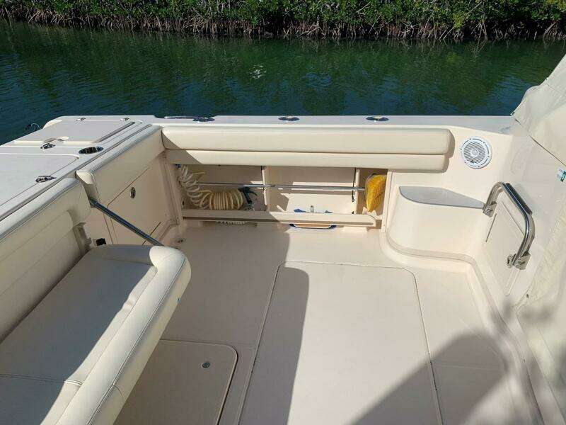 2015 Grady-White Express 370