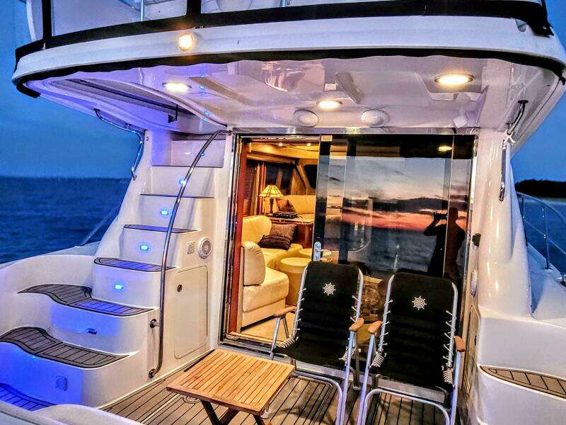 2006 Sea Ray 52 Sedan Bridge