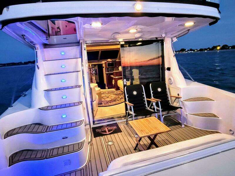 2006 Sea Ray 52 Sedan Bridge