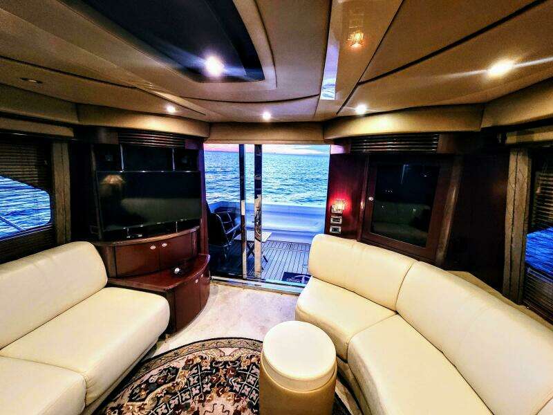 2006 Sea Ray 52 Sedan Bridge