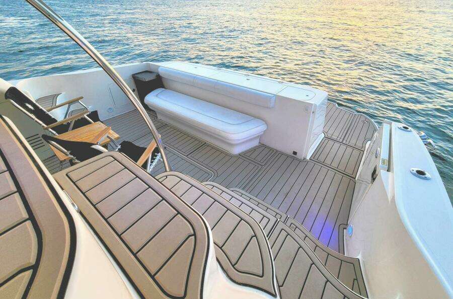 2006 Sea Ray 52 Sedan Bridge