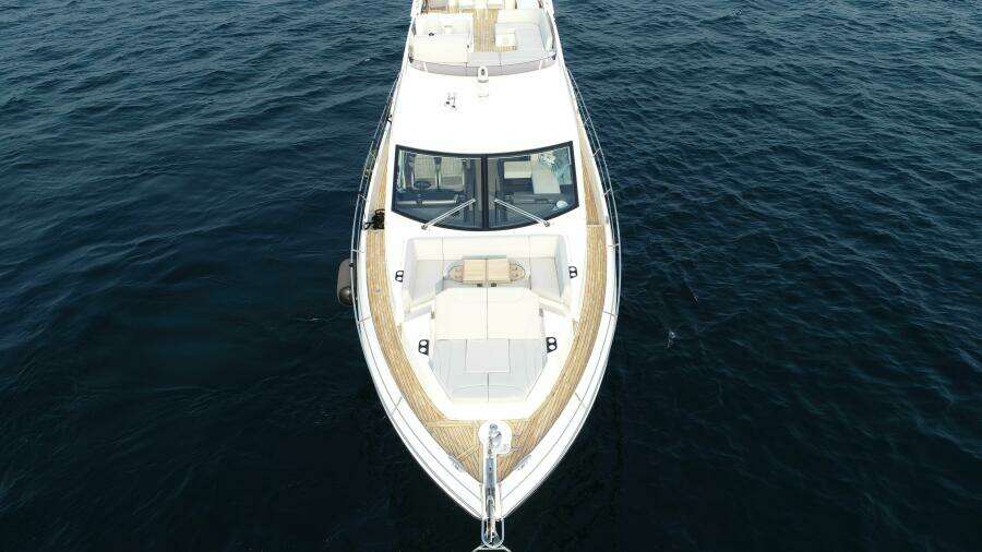 2023 Sunseeker 68 Manhattan