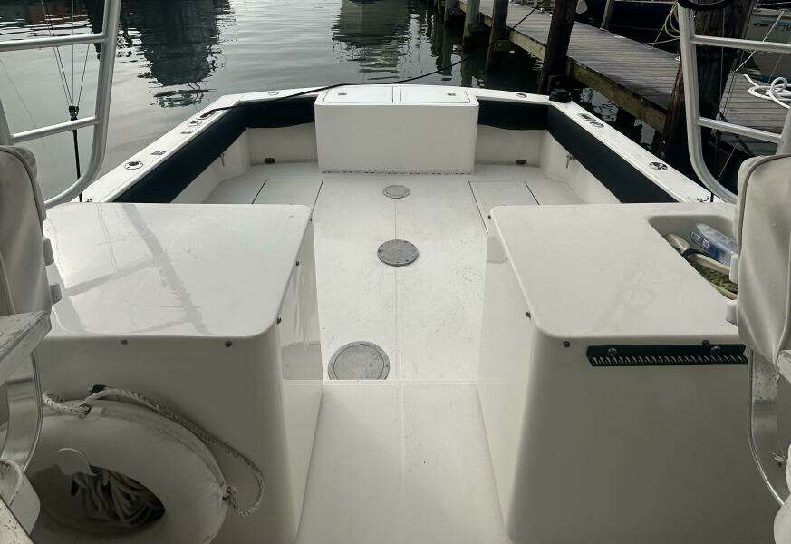 1995 Carolina Classic 28 Express