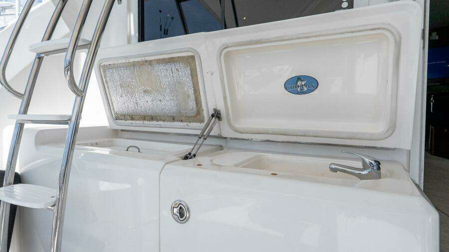 2005 Riviera 51 Flybridge