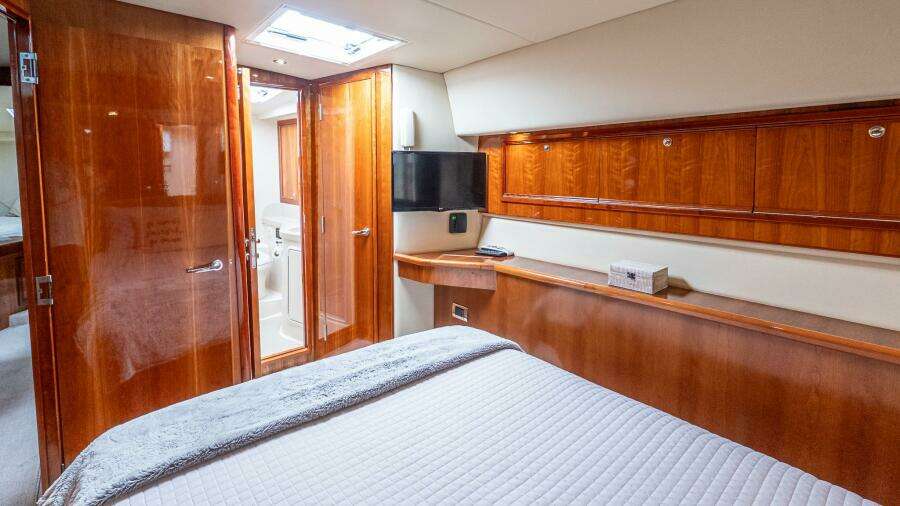 2005 Riviera 51 Flybridge