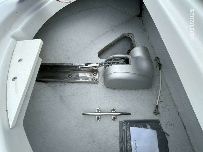 28' Chris-Craft anchor windlass
