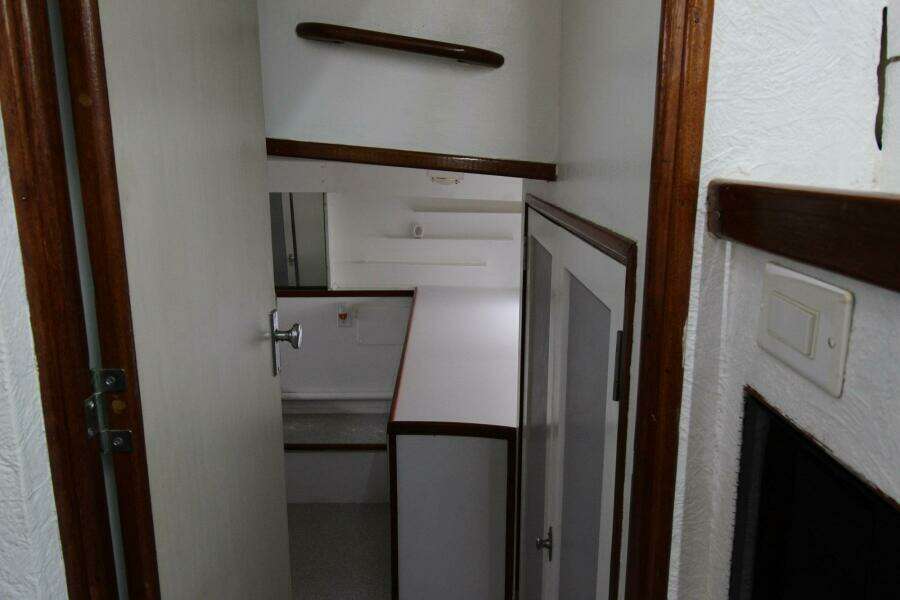 1974 Bertram 42 Motor Yacht