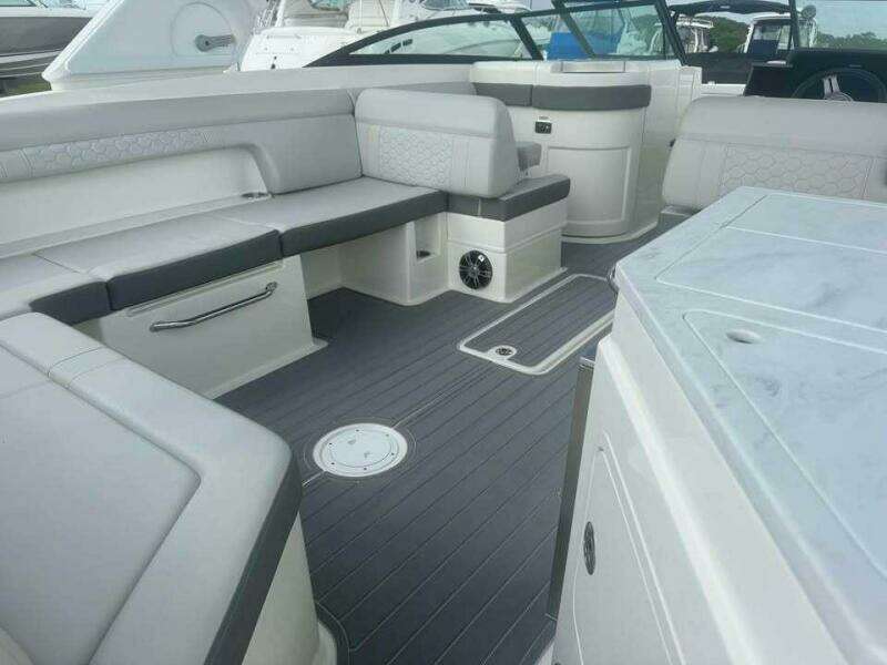 2022 Sea Ray 