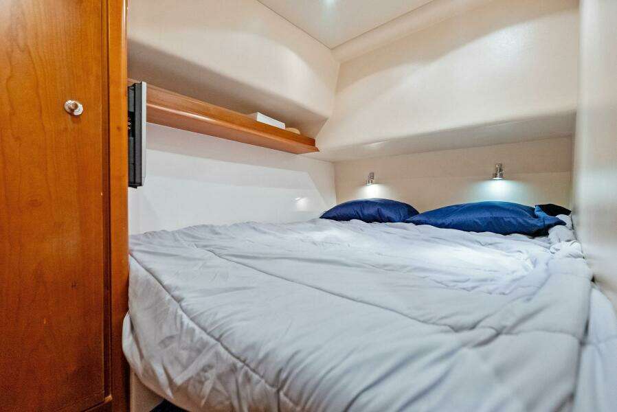 2006 Bertram Convertible