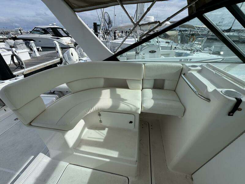 1999 Tiara Yachts 2900 Open