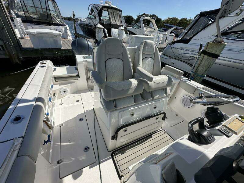 2021 Sea Fox 288 Commander