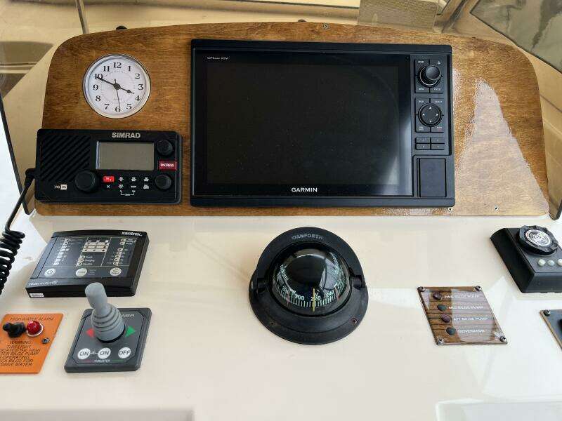 2004 Mainship Pilot 34