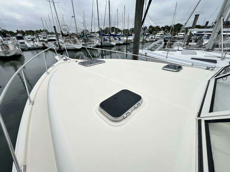 2004 Mainship Pilot 34