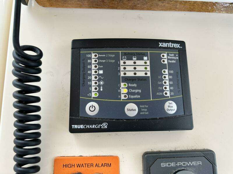 2004 Mainship Pilot 34