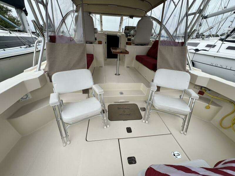 2004 Mainship Pilot 34