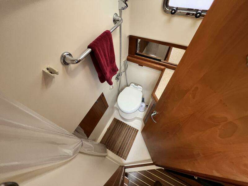 2004 Mainship Pilot 34