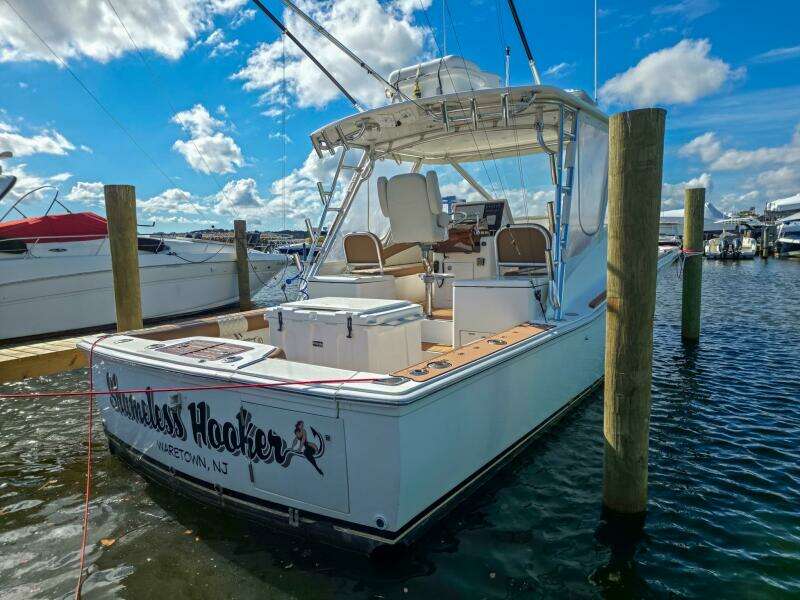 2005 Egg Harbor 35' Predator Express