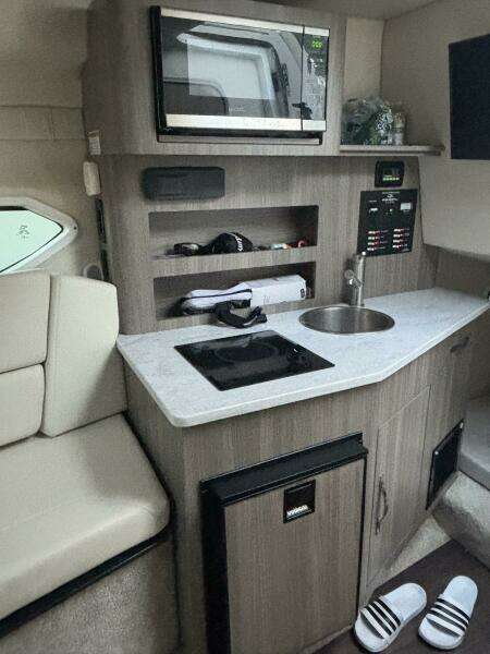 2021 Regal 26 Express