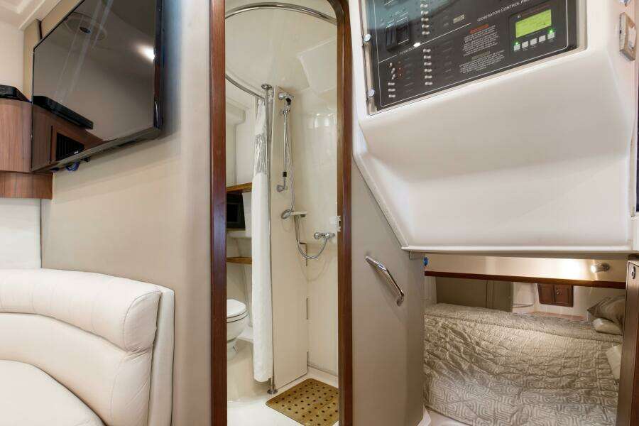 2016 37 Grady White 370 Express Papa's Dream Salon (3)