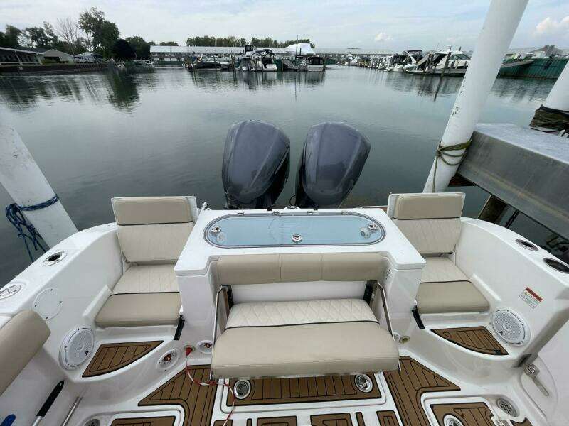 2017 Sea Fox 288 Commander