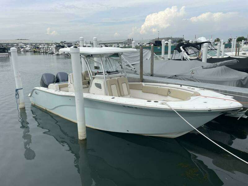 2017 Sea Fox 288 Commander