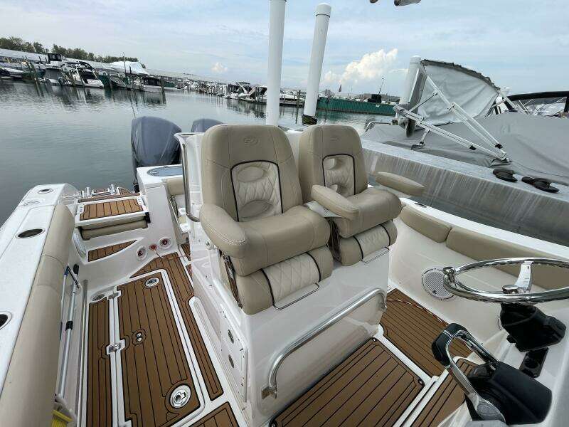 2017 Sea Fox 288 Commander