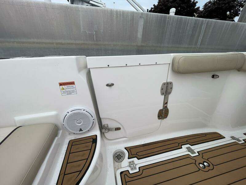 2017 Sea Fox 288 Commander