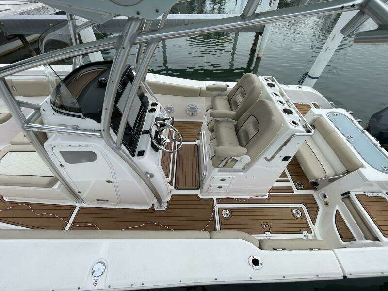2017 Sea Fox 288 Commander