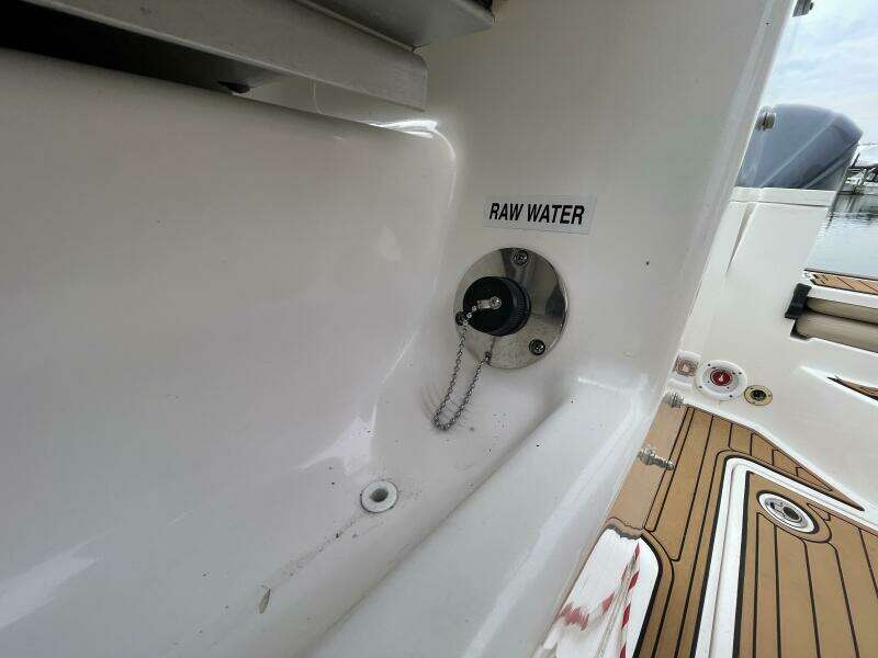 2017 Sea Fox 288 Commander