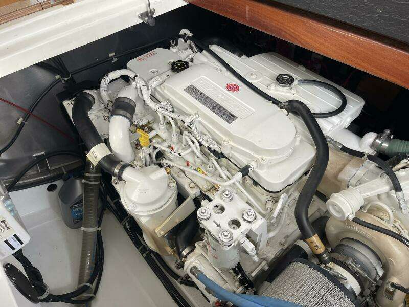 2018 Beneteau Swift Trawler 35- Flybridge