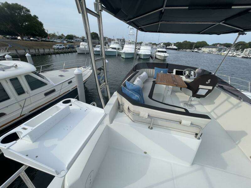 2018 Beneteau Swift Trawler 35- Flybridge