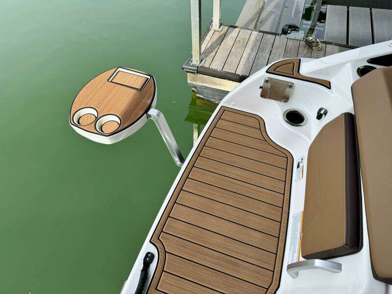 2024 Yamaha Boats 252 SD