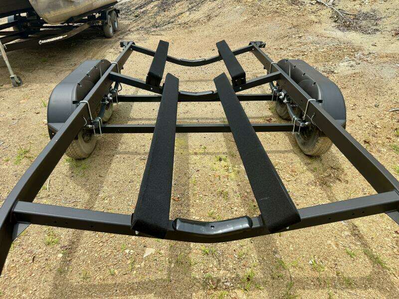 2024 Yamaha Boats 252 SD