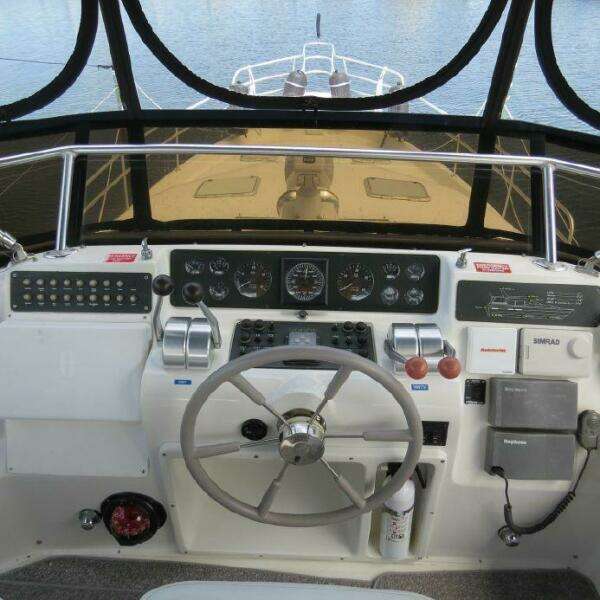 1997 Mainship 47 Motor Yacht