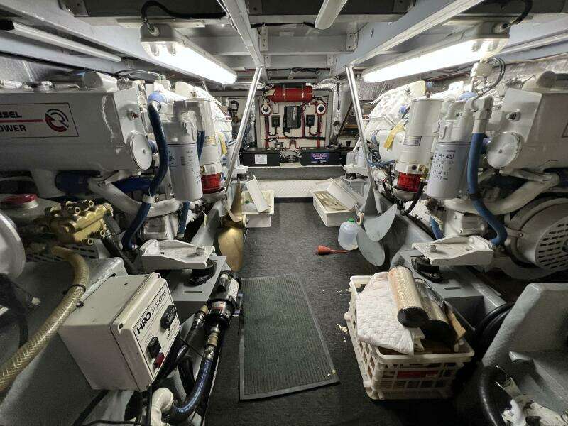 1997 Mainship 47 Motor Yacht