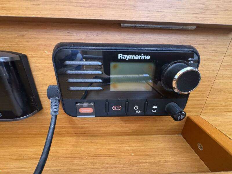 2018 Jeanneau Sun Odyssey 389