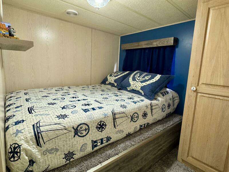 1999 Aqua Chalet 16 x 68 Widebody