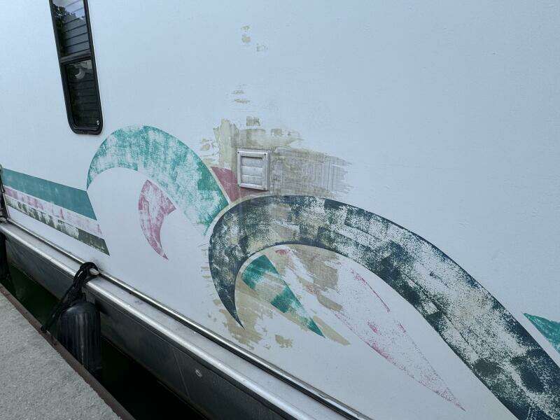 1999 Aqua Chalet 16 x 68 Widebody