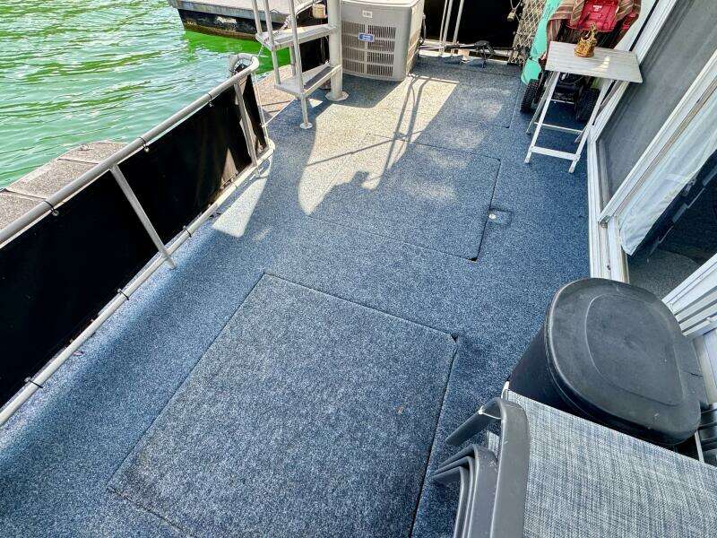 1999 Aqua Chalet 16 x 68 Widebody