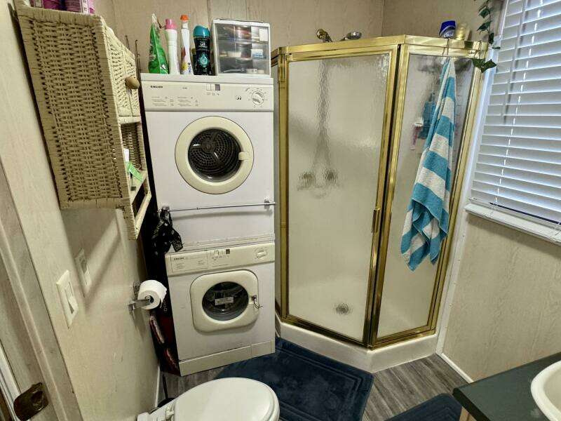 1999 Aqua Chalet 16 x 68 Widebody