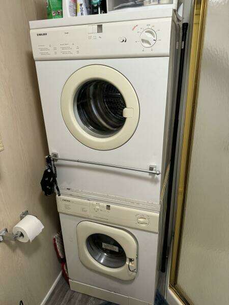 1999 Aqua Chalet 16 x 68 Widebody