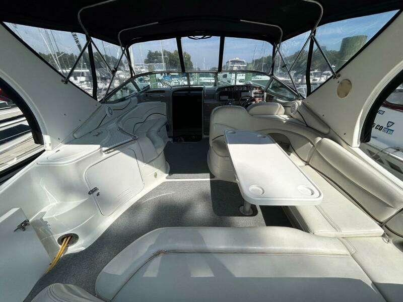 2001 Wellcraft 3700 Martinique