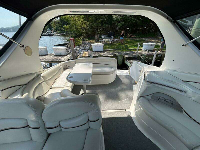 2001 Wellcraft 3700 Martinique