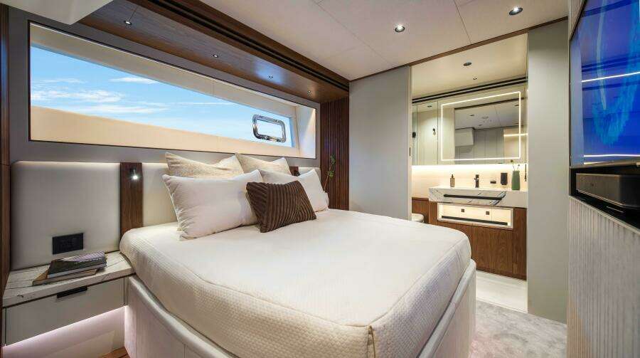 Horizon FD80 Hull 17