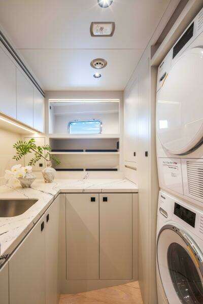 Horizon FD80 Hull 17