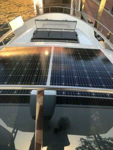 2022 Greenline 48 Diesel Flybridge with Hardtop